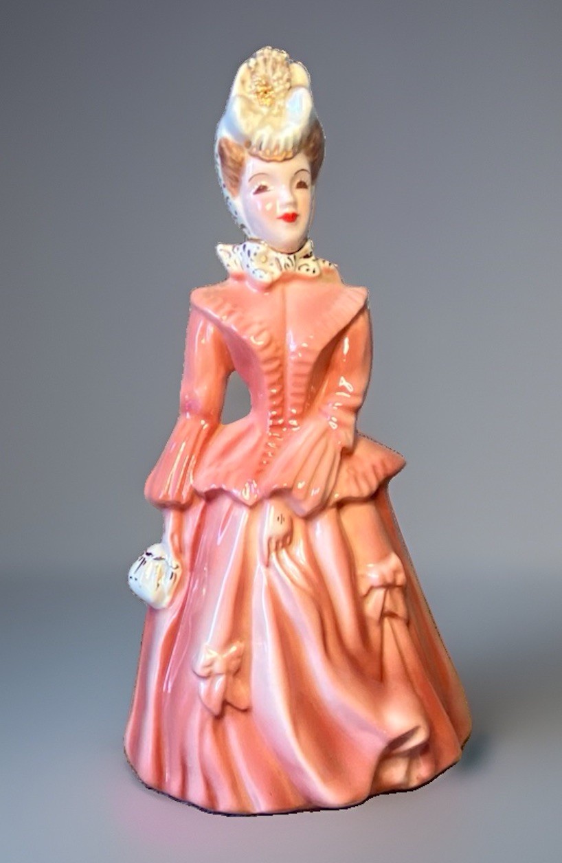 Vintage Florence Ceramics 7.5″ Sarah Figurine Pasadena CA Gold Accent Lady Women