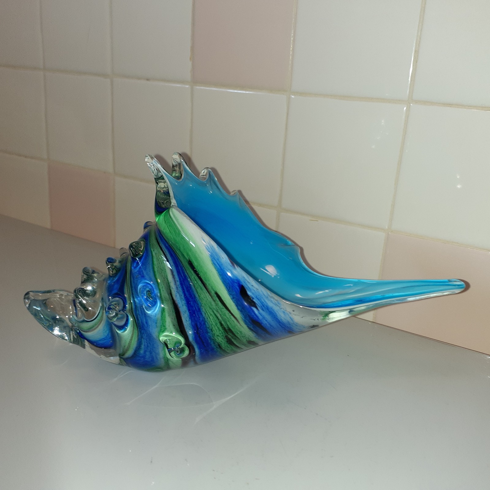 Beautiful Hand-Blown Glass Art Sea Shell Decor/Candy Dish 10.2″ x 5.1″ x 5.2″T