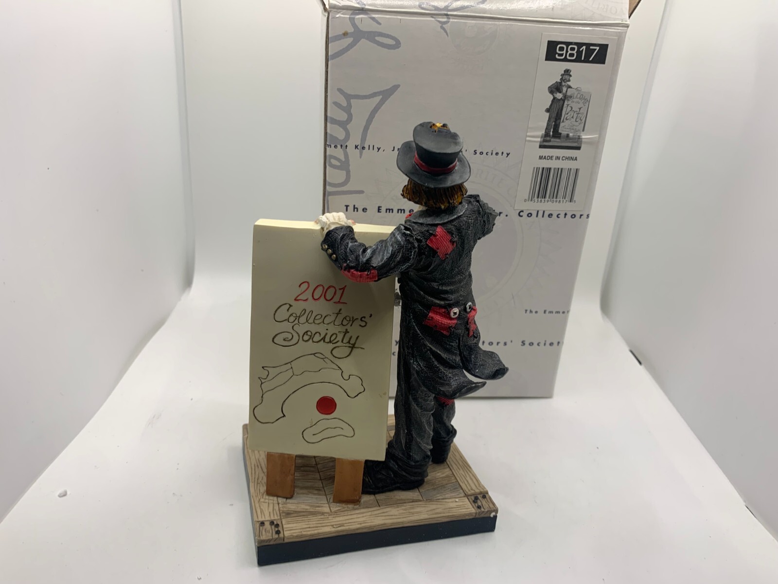 NIB 2001 Emmett Kelly Jr Collectors Society “Welcome To The Party” #9817