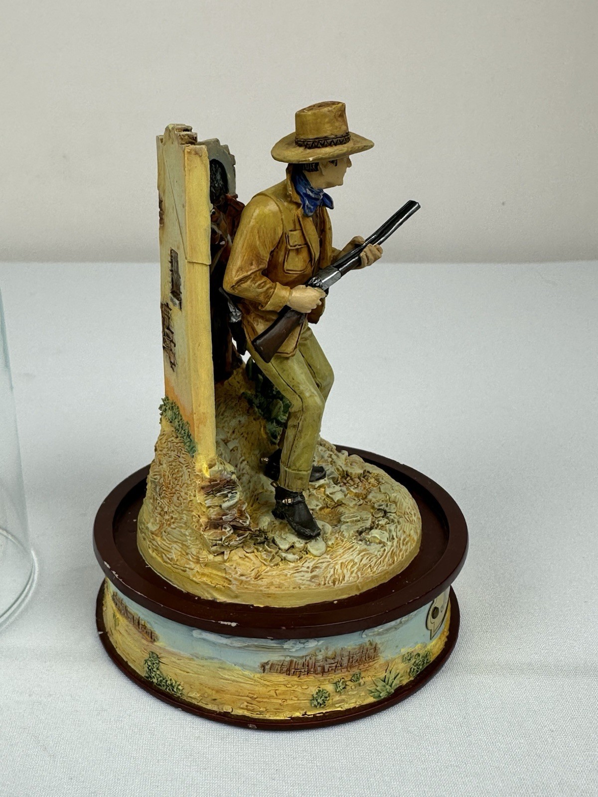 John Wayne Sculpture (w/Glass Dome) Franklin Mint Limited Edition Pre-owned