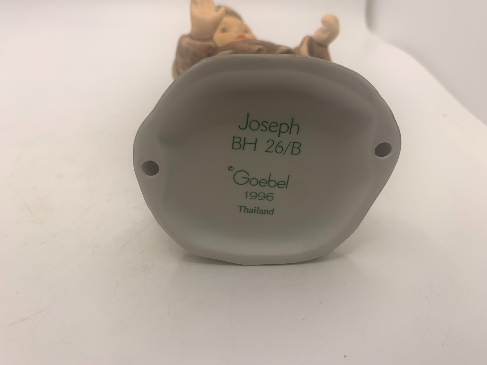 Joseph 1996 Goebel Berta Hummel Nativity Figurine BH26/B NO STAFF