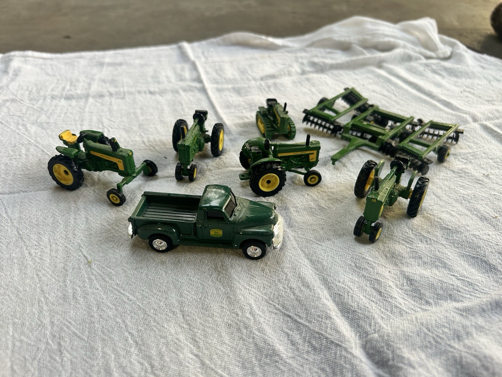 John Deer Collectibles