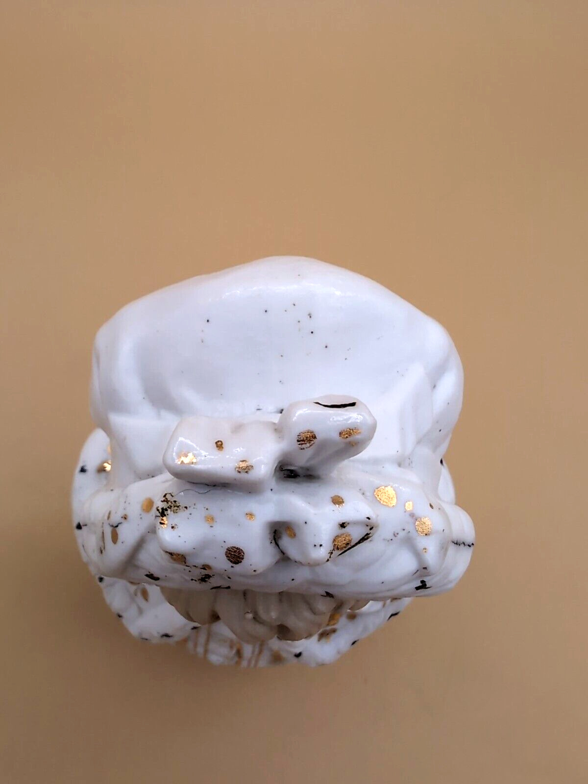 Antique Bisque Porcelain Bust Snow Bonnet Marked 12 Unsigned Gilt