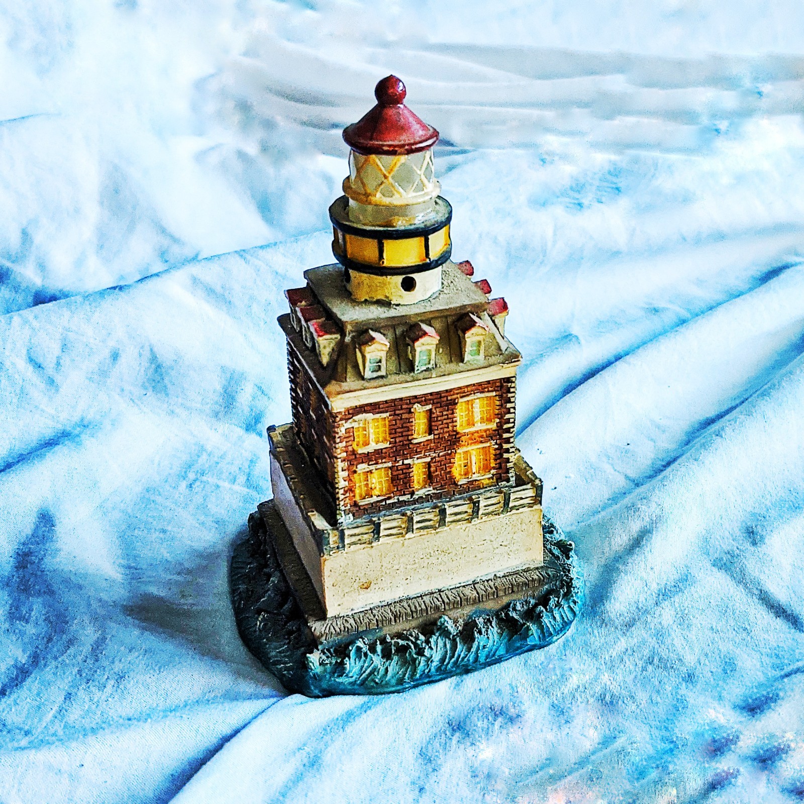 New London🗼Ledge Connecticut🌊Lighthouse 5”Resin Statuette Figurine🆓Statue📬VG