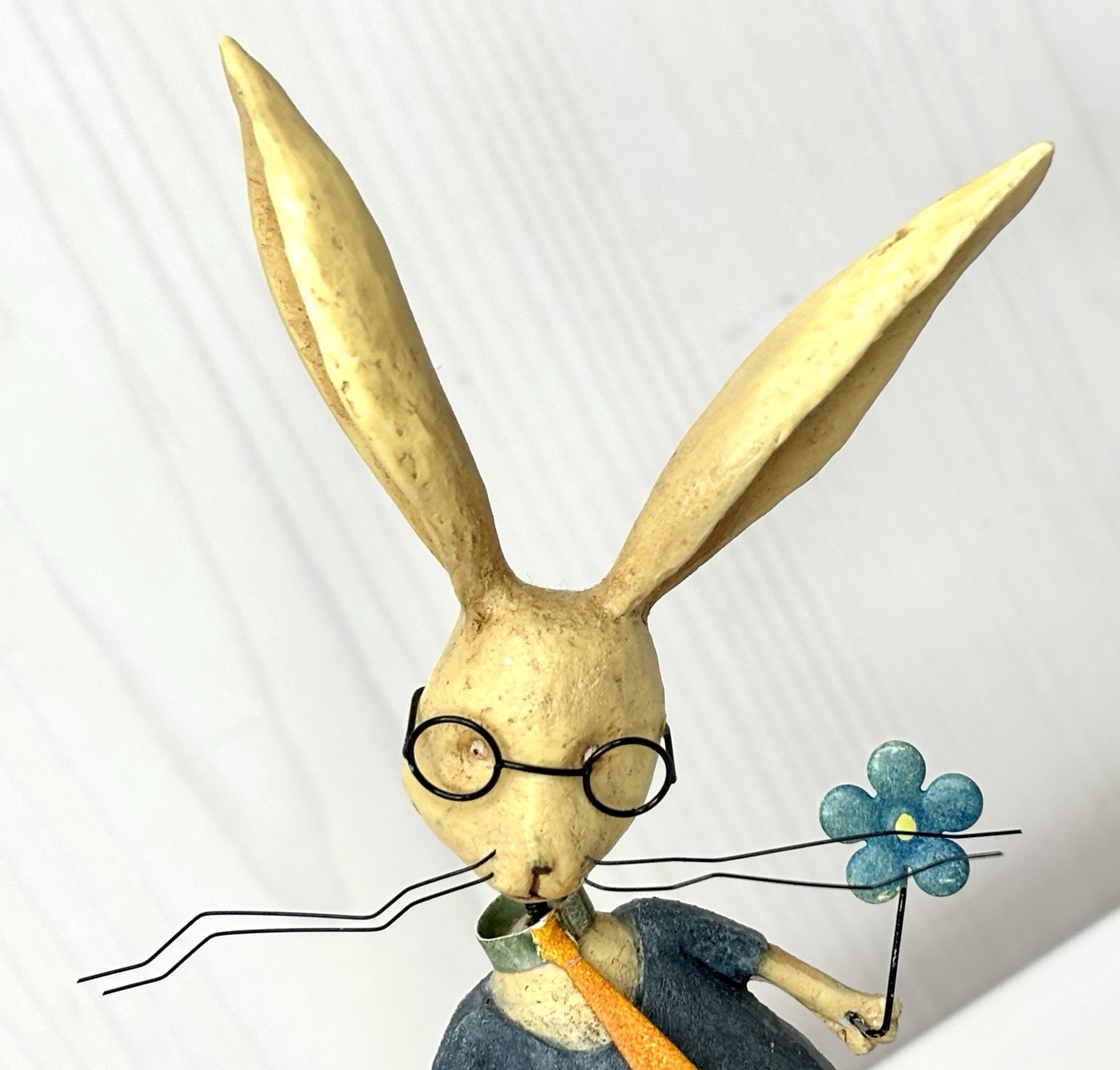 August Moon Moonbeams Dan DiPaolo Mr. Jack Hopper Easter Bunny Rabbit Figurine