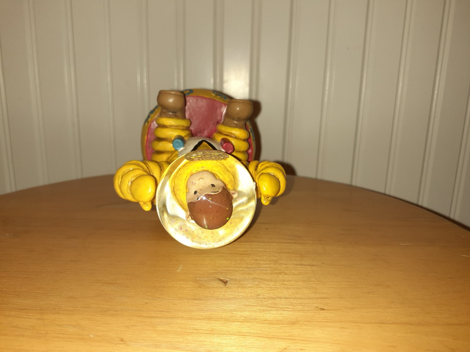 1997 VANDOR Curious George Astronaut Snow Globe 4″ tall x 3.3″ x 3″