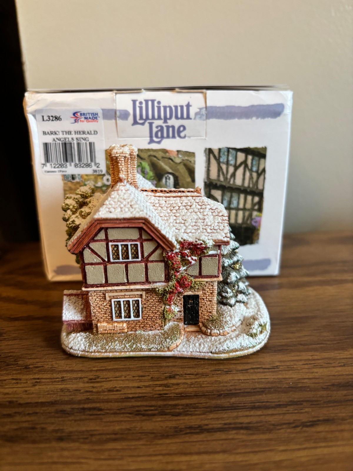 Lilliput Lane “BARK! THE HERALD ANGELS…” English Cottage w/Deed & Box ~ L3286