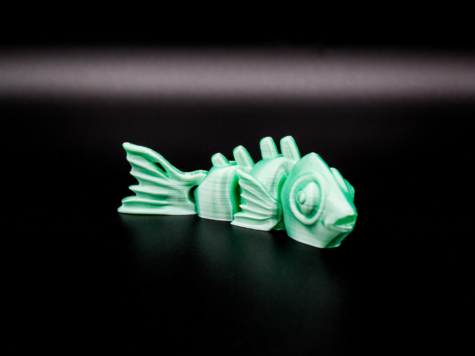 3D Printed Fish Figurine – Detailed Aquatic Decor for Hom