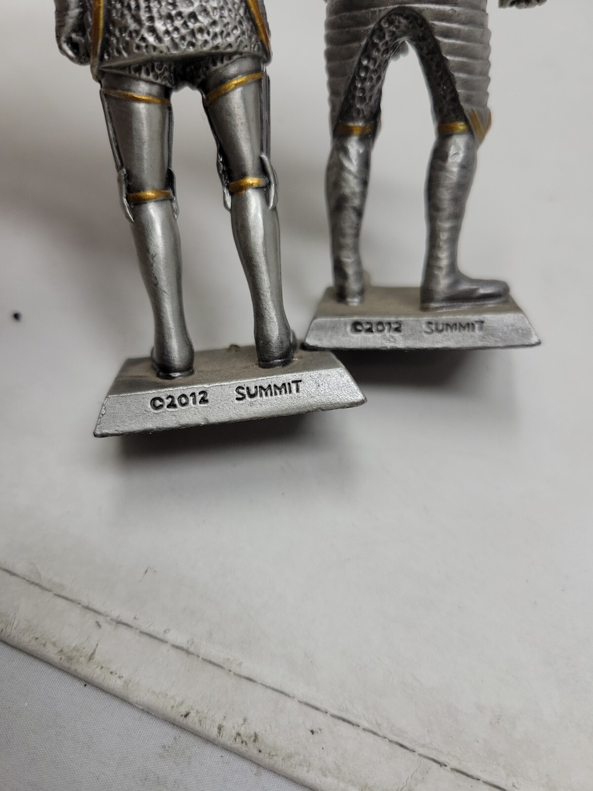 2x 2012 Veronese Knight Summit Pewter Gold Figurine 8 oz Medieval Realistic 1a