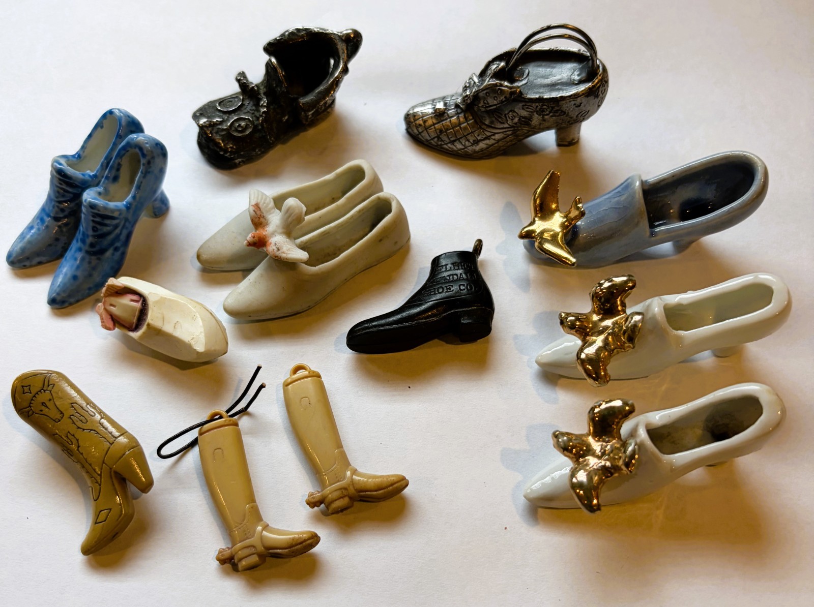 12 Vintage Souvenir Mini Shoes Boots Clogs Ceramic, Metal, Plastic ELLET SHOE