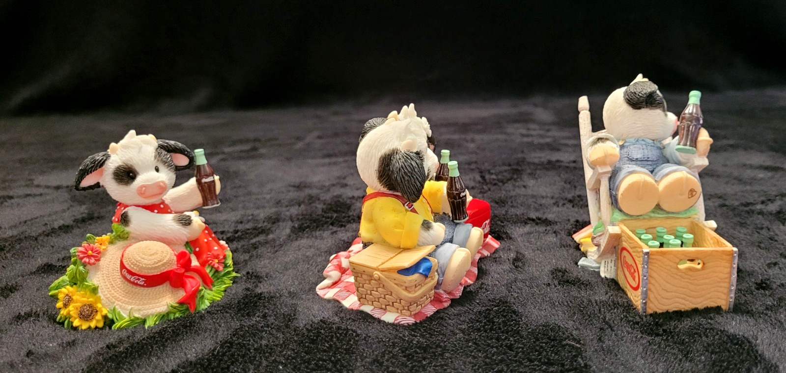 Vintage ENESCO Mary Moo Moos Coca Cola Collectables Bundle With Display Stand
