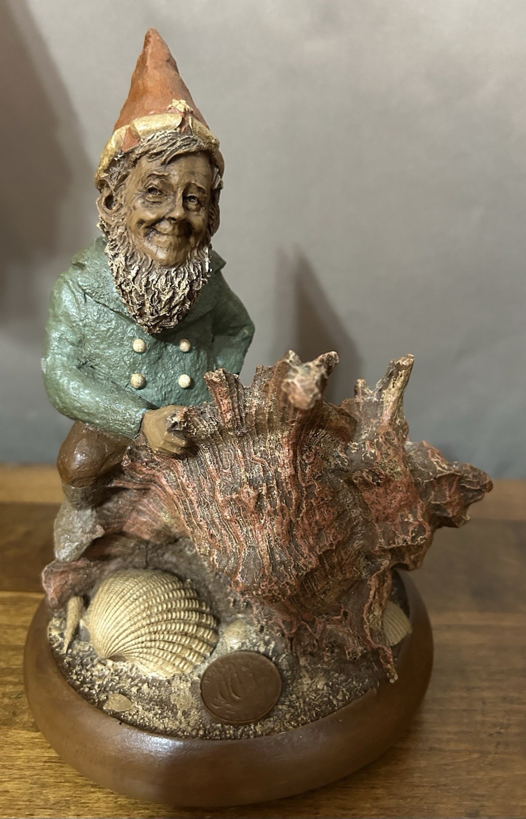 1983 Tom Clark – SKIPPER Sea Captain Gnome With Lg Seashell Figurine 8″ Tall #25