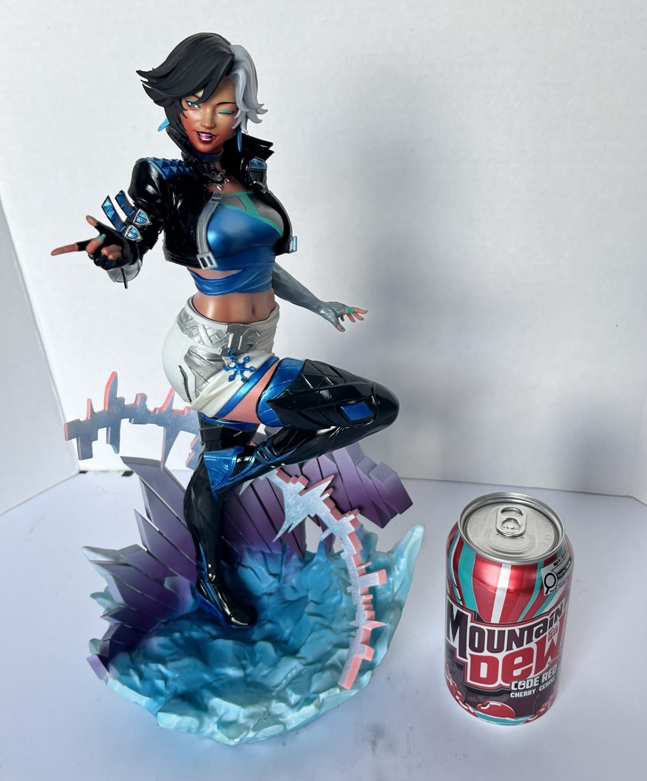 Luna Snow Marvel Rivals Hand‑Painted Figurine/Statue/Model/Shelf/Room Decor