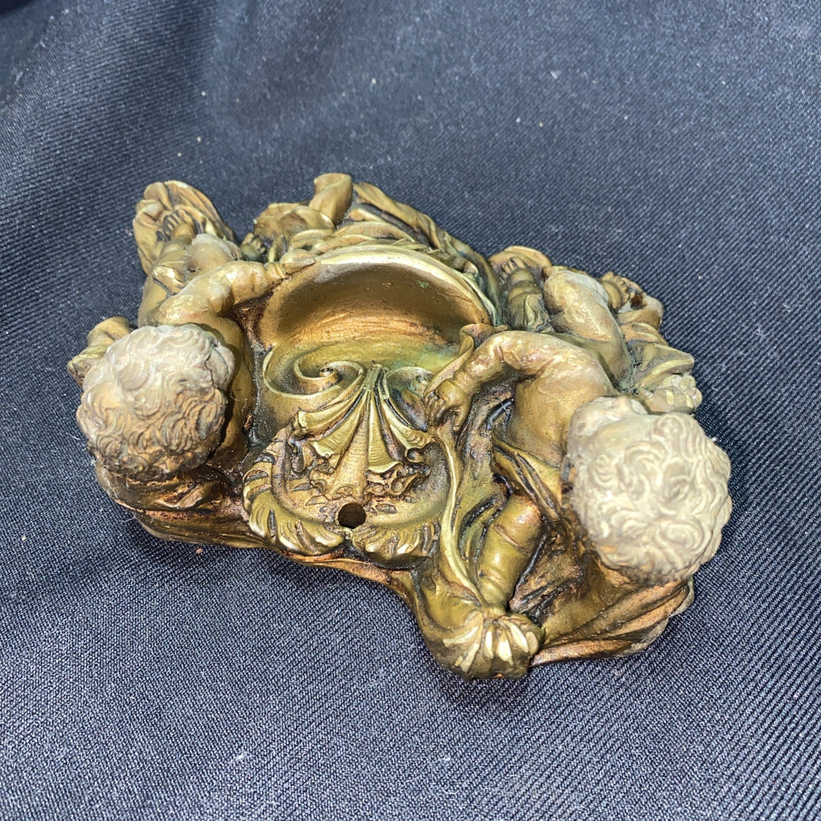 Beautiful Vintage Cherub Angel Figurine Wall Plaque Small Pocket