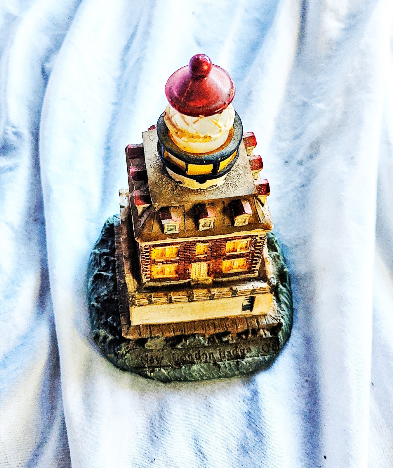New London🗼Ledge Connecticut🌊Lighthouse 5”Resin Statuette Figurine🆓Statue📬VG