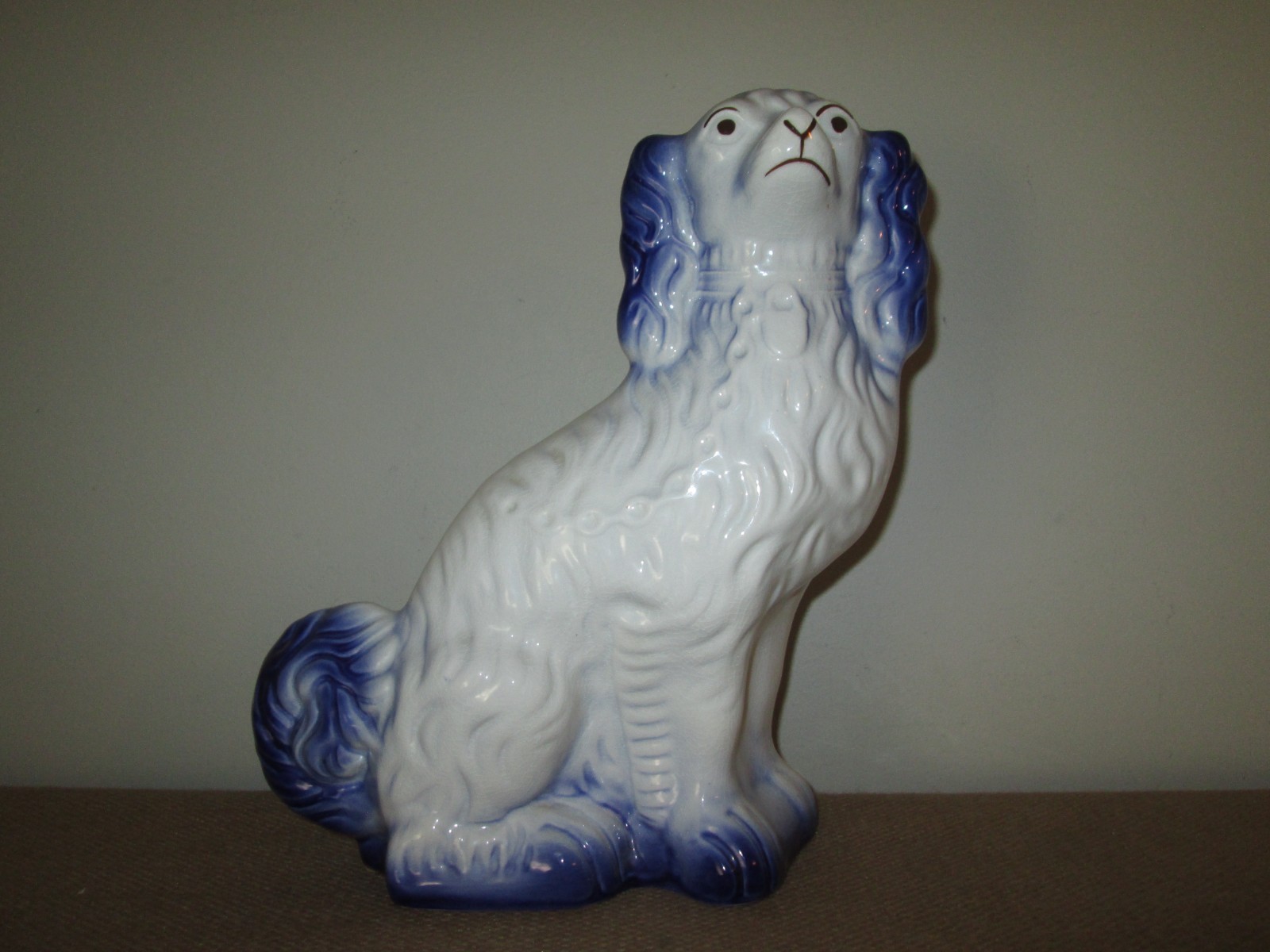 Vtg ARTHUR WOOD Royal Crownford Ironstone Blue Staffordshire Dog Right Facing