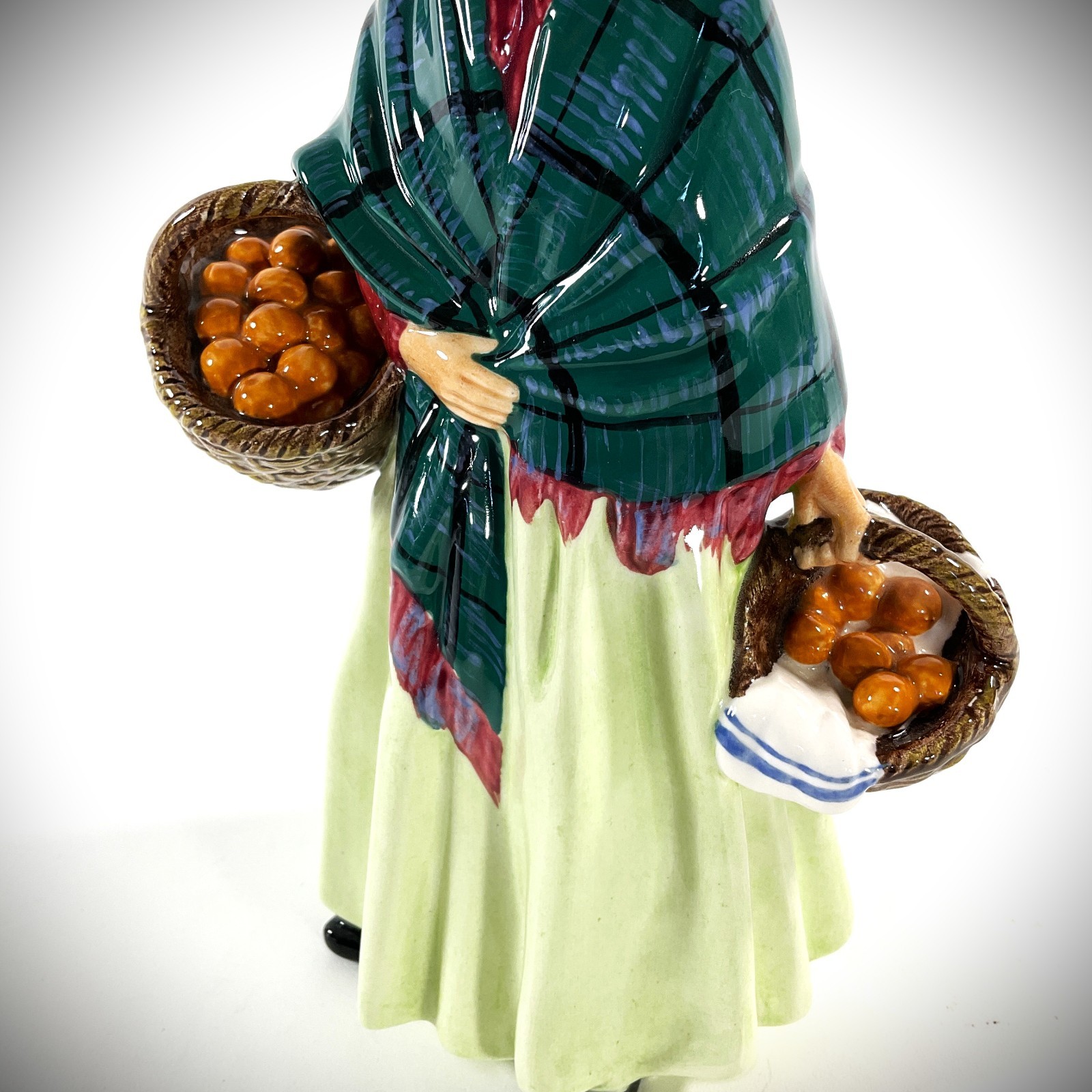 VTG Royal Doulton “The Orange Lady” Figurine HN1953 Leslie Harradine 8.25″ Early