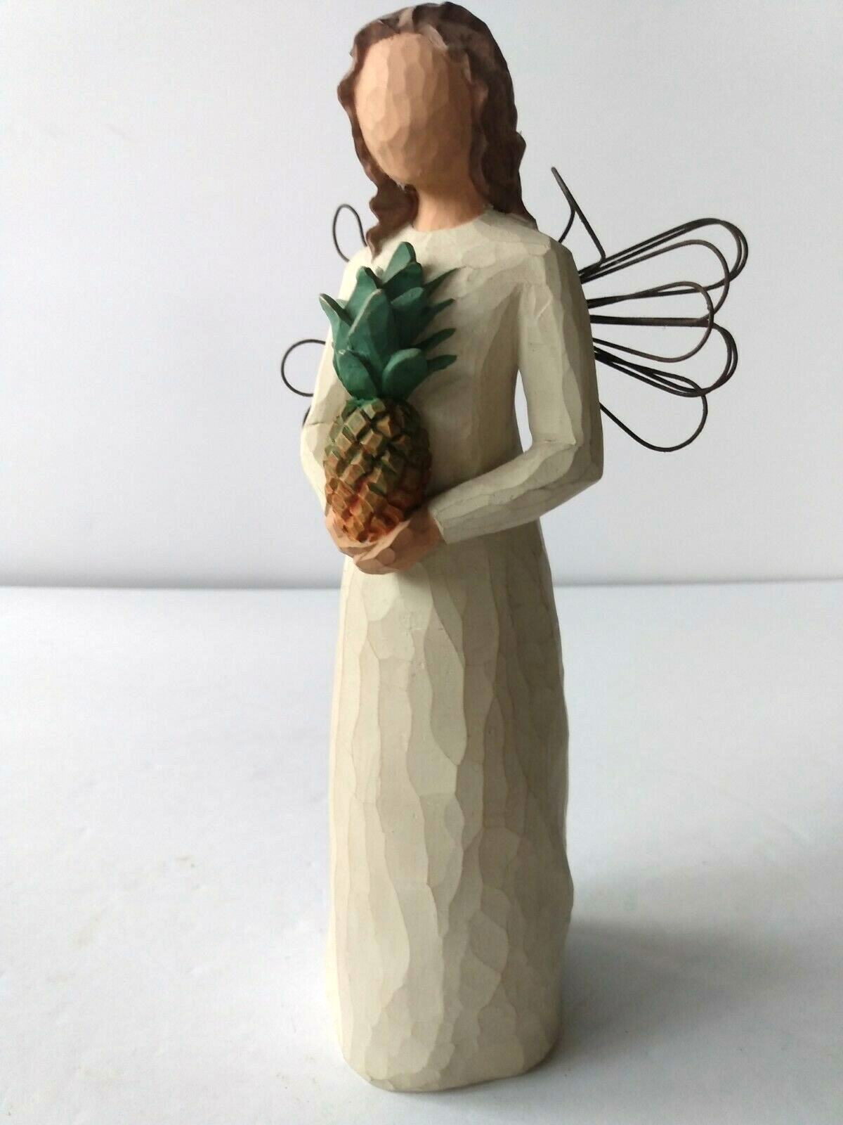 2002 DEMDACO WILLOW TREE Pineapple Welcoming Angel Figurine 8″ Tall