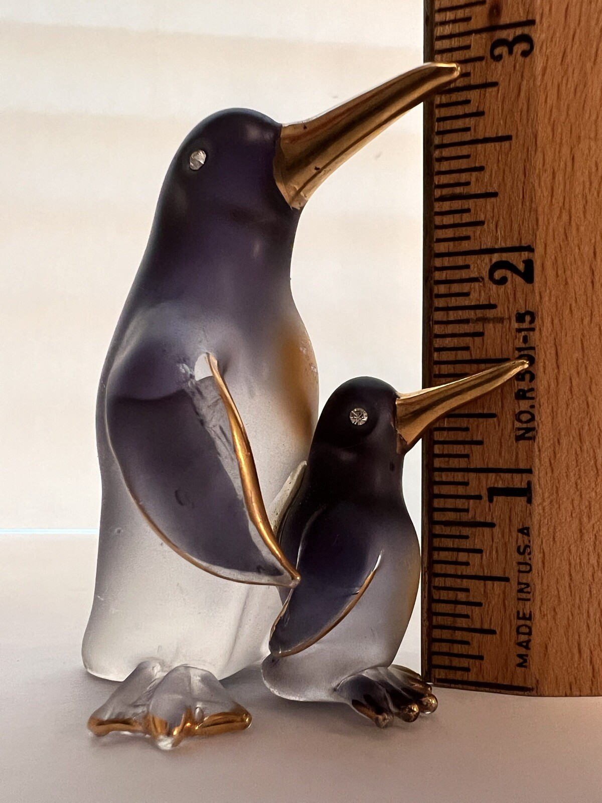 Penguins Hand Sculpted Glass Figurine w Gold Trim Jeweled Eyes NO Base READ ALL