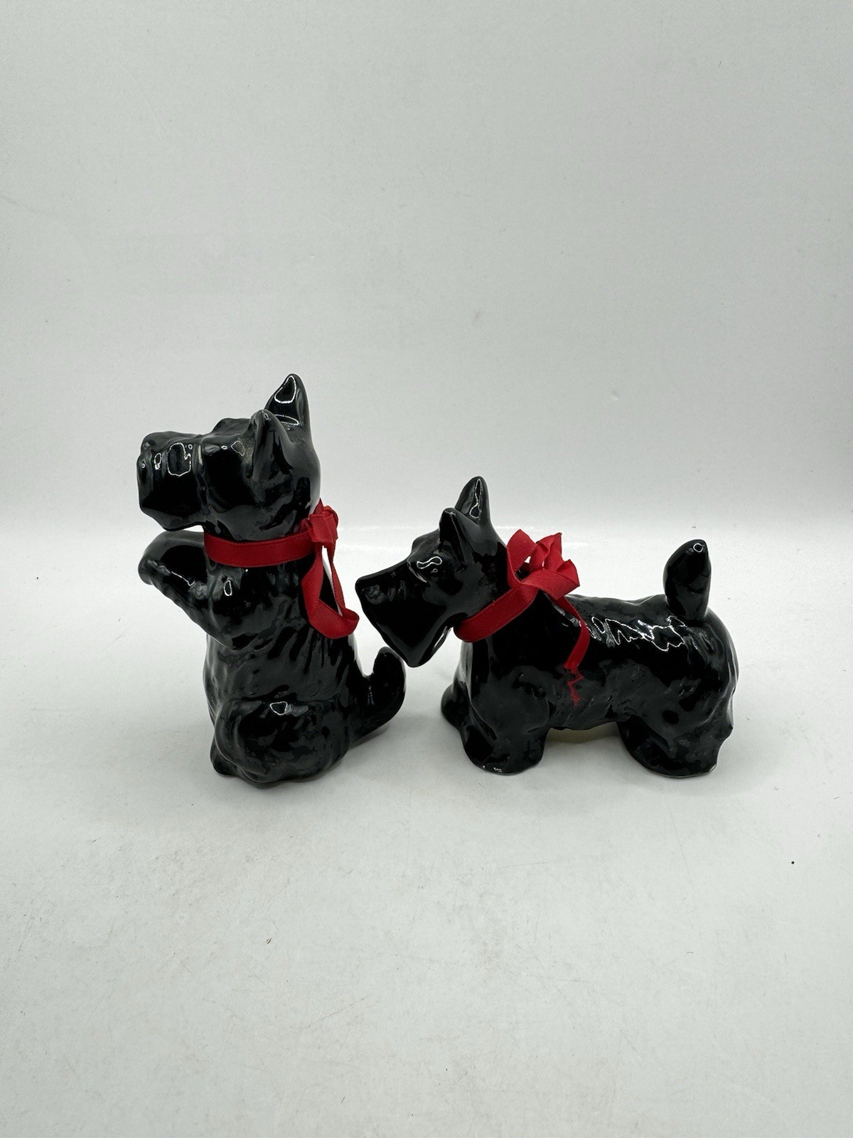 Vintage Takahashi Scottish Terrier Dog Figurines Set of 2 Black Red Bows