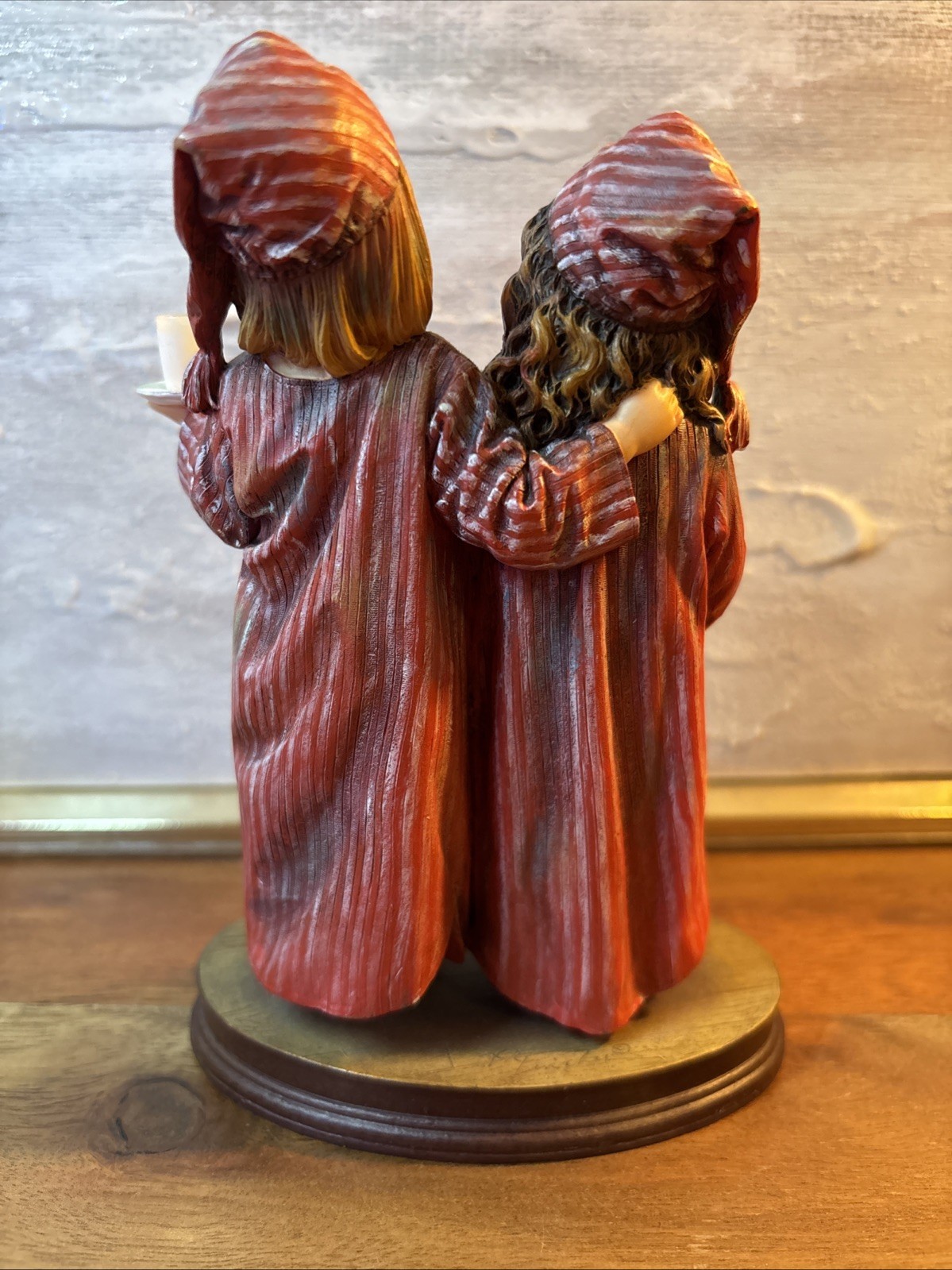 Mama Says… “Christmas is About Giving” 2004 Figurine Demdaco Fincher