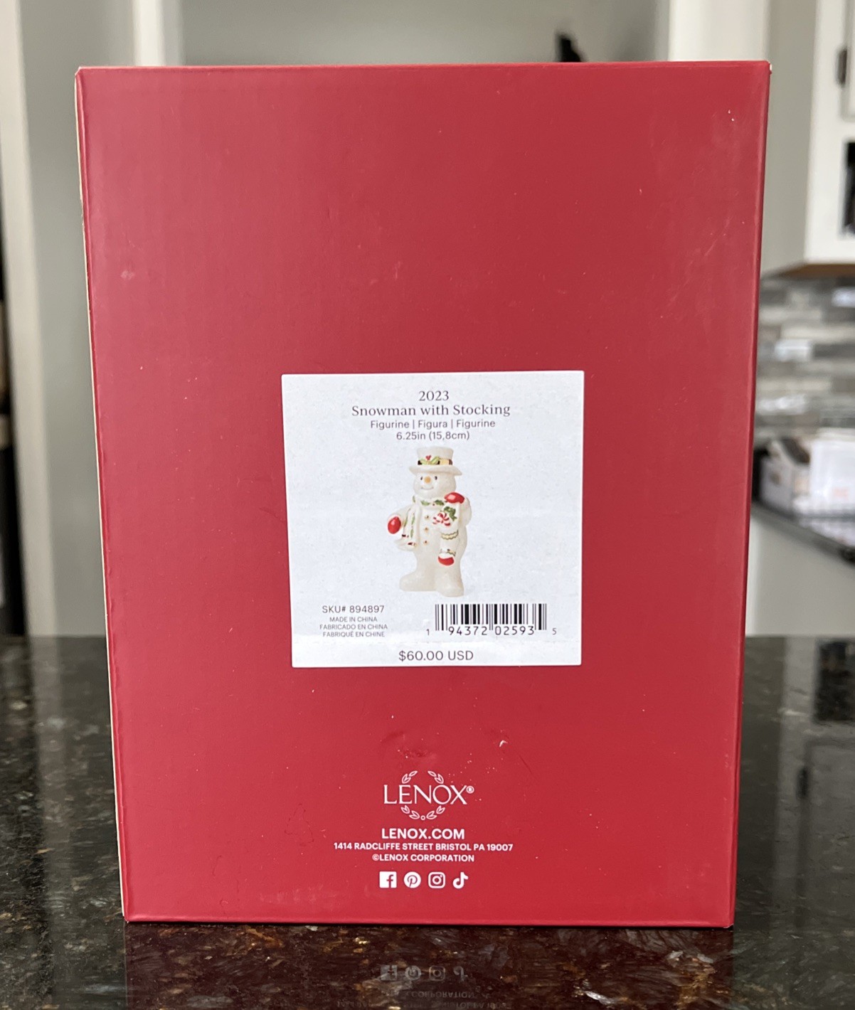 LENOX 2023 SNOWMAN WITH STOCKING FIGURINE 6.25″ In Original Box
