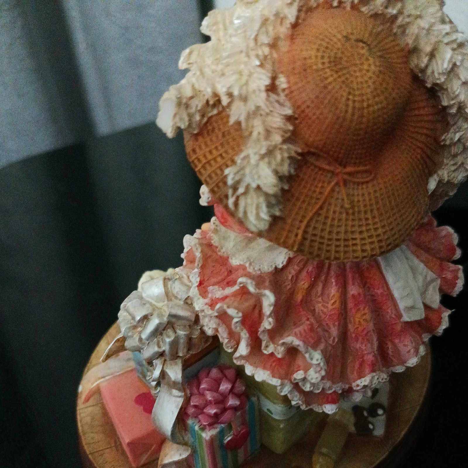 Demdaco Mama Says ” Lets Celebrate ” Figurine Kathy Andrews Fincher