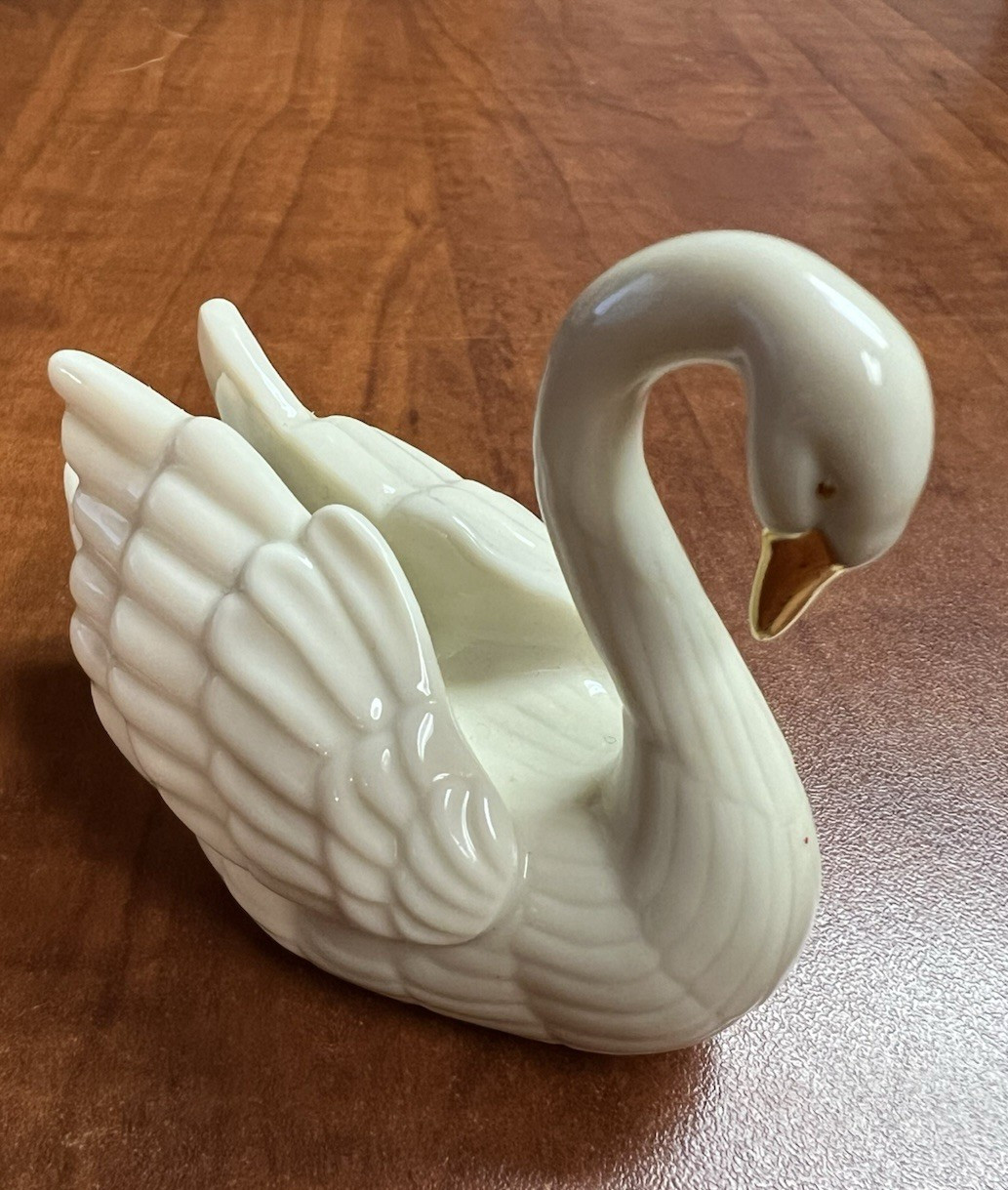 Lenox Swan Figurine 24KT Gold Wedding Bridal Cake Topper Card Holder