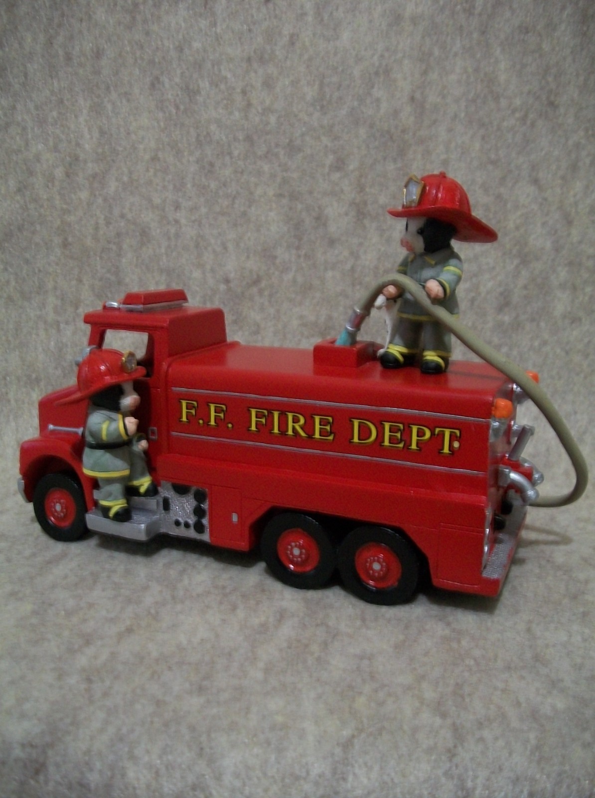 Tanker Teamwork – Call of Duty Fire Truck – Mary Moo Moo Cow Figurine