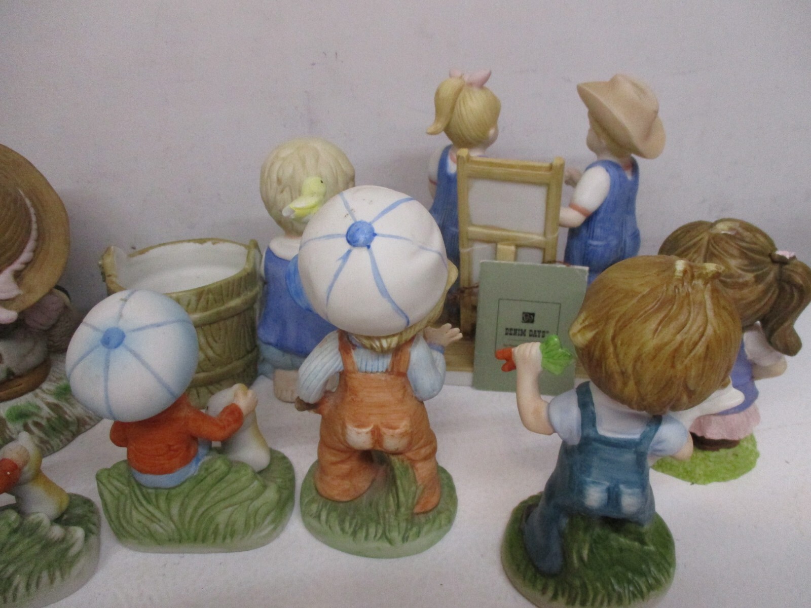 Lot Of 12 Vtg Figurines HOMCO-ARDCO-Tender Times And And More