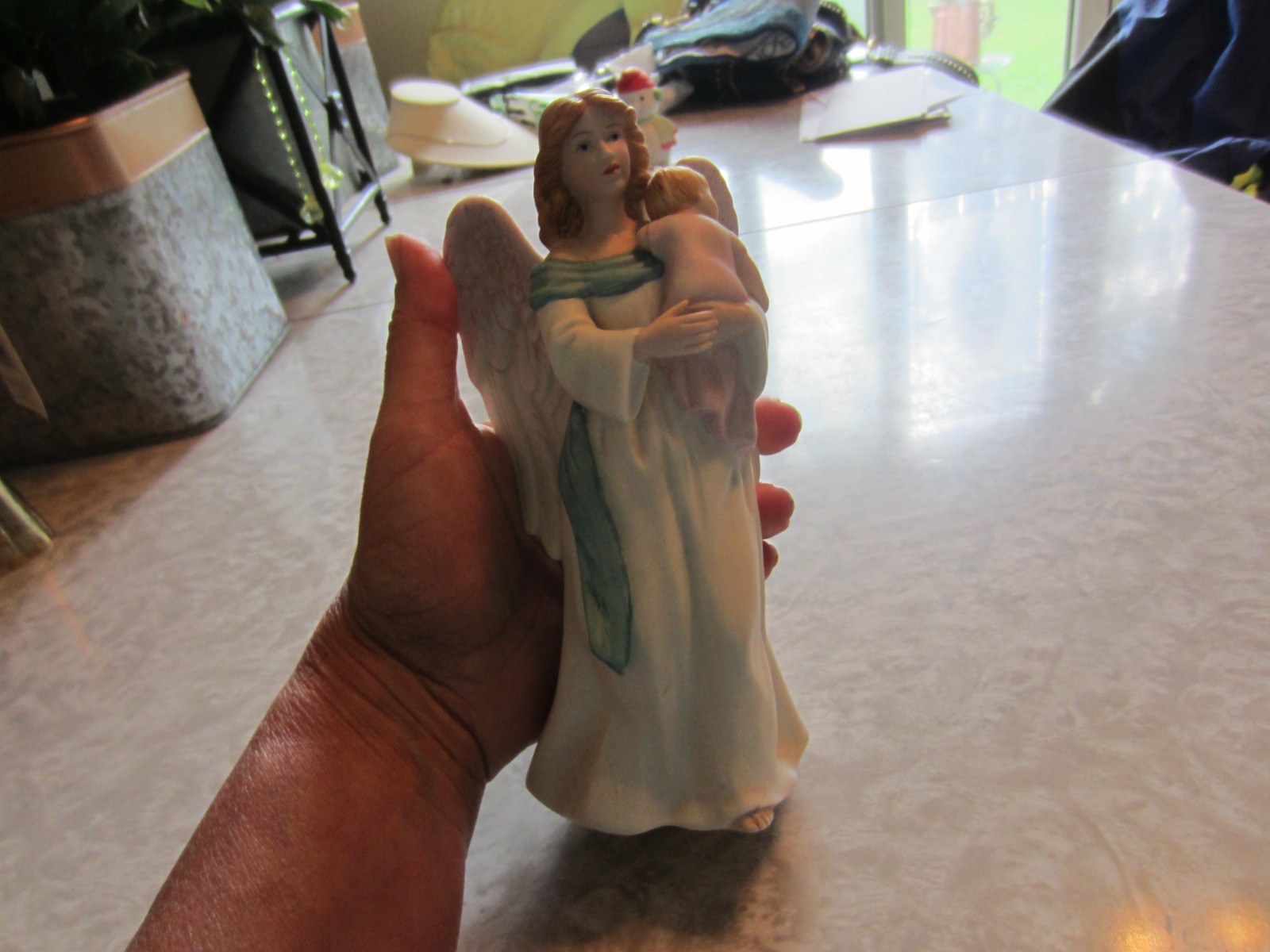 NWT Homco porcelain #1434 Medium size angel mother holding baby HOMCO