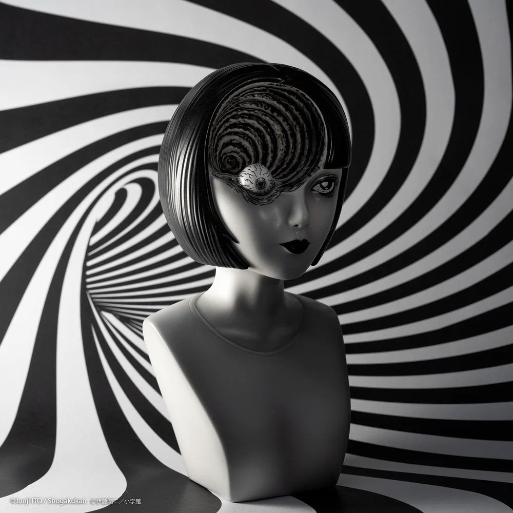 Unbox Junji Ito Uzumaki Azami Kurotani Bust Fashion Figure New In Stock
