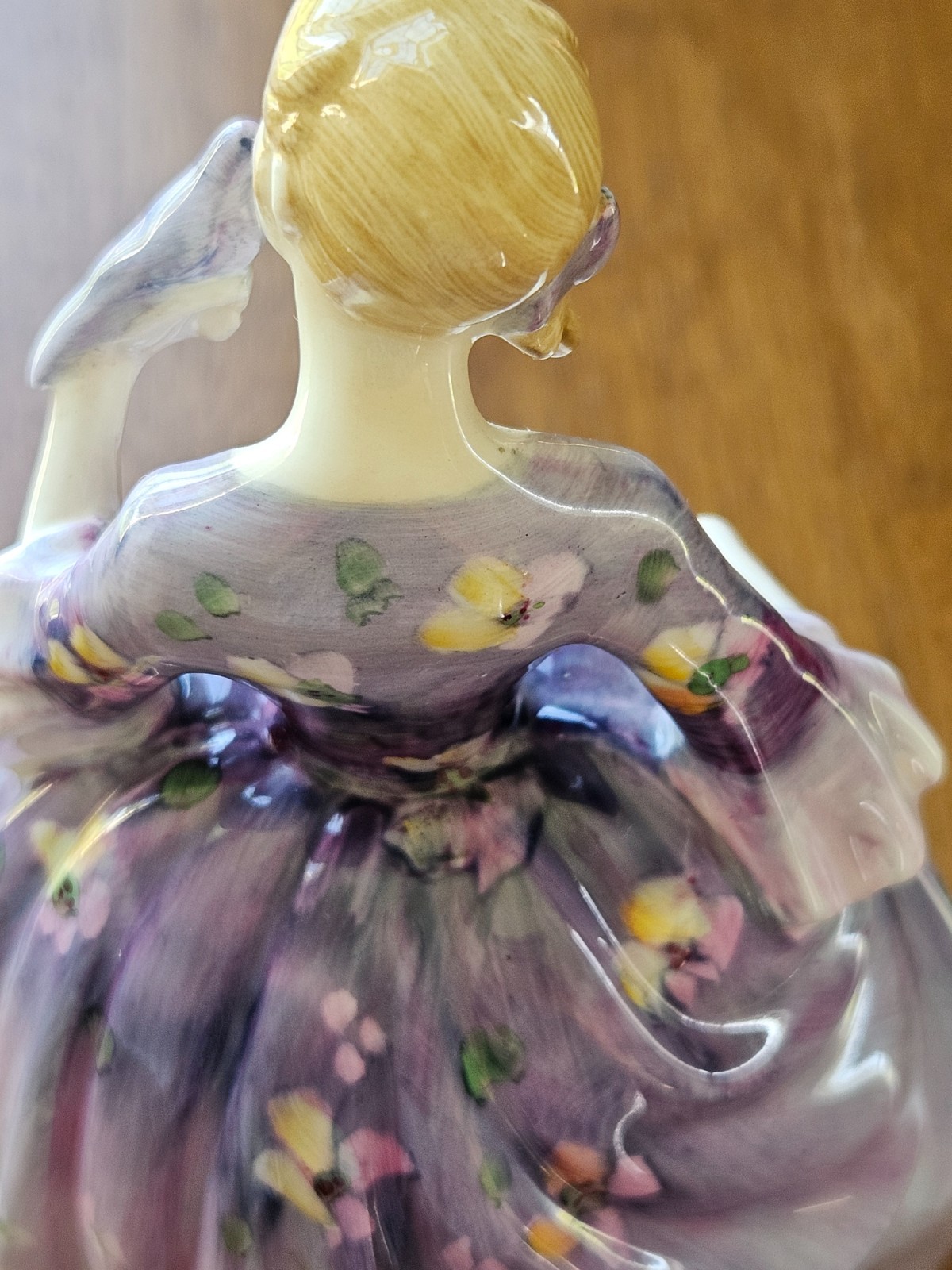 VINTAGE 1978 Royal Doulton Nicola HN2839 Fair Ladies Peggy Davies Figurine