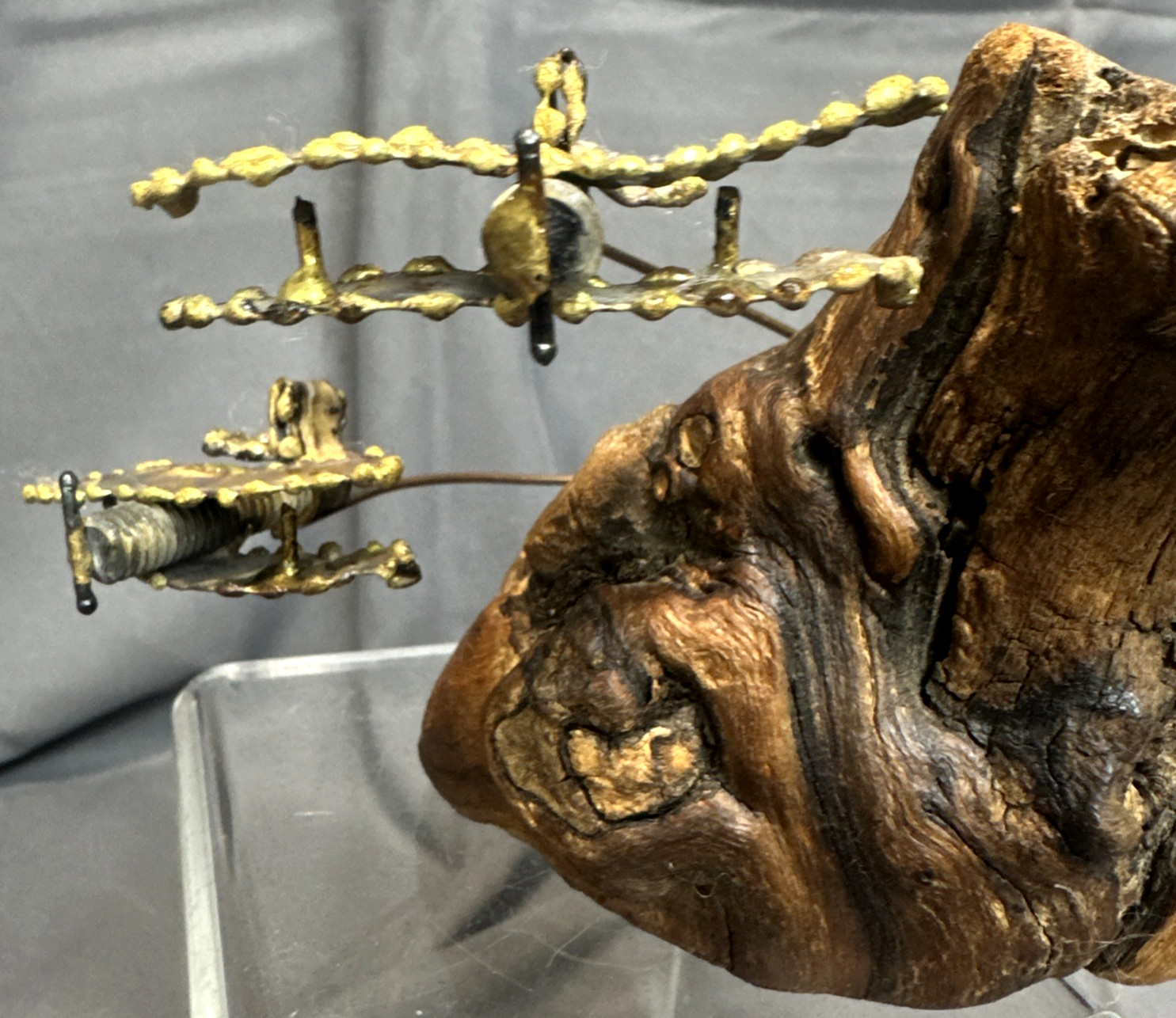 Vintage Brass Airplane Metal on Unique Burl – Wood Base 3.5″ H X 6.5″ X 3.5″