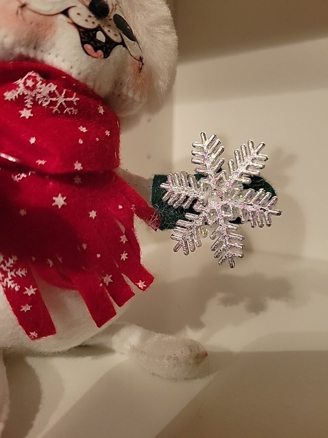 Annalee Posable Snowflake Mouse Santa Hat Scarf Christmas Holiday Kitsch 2007