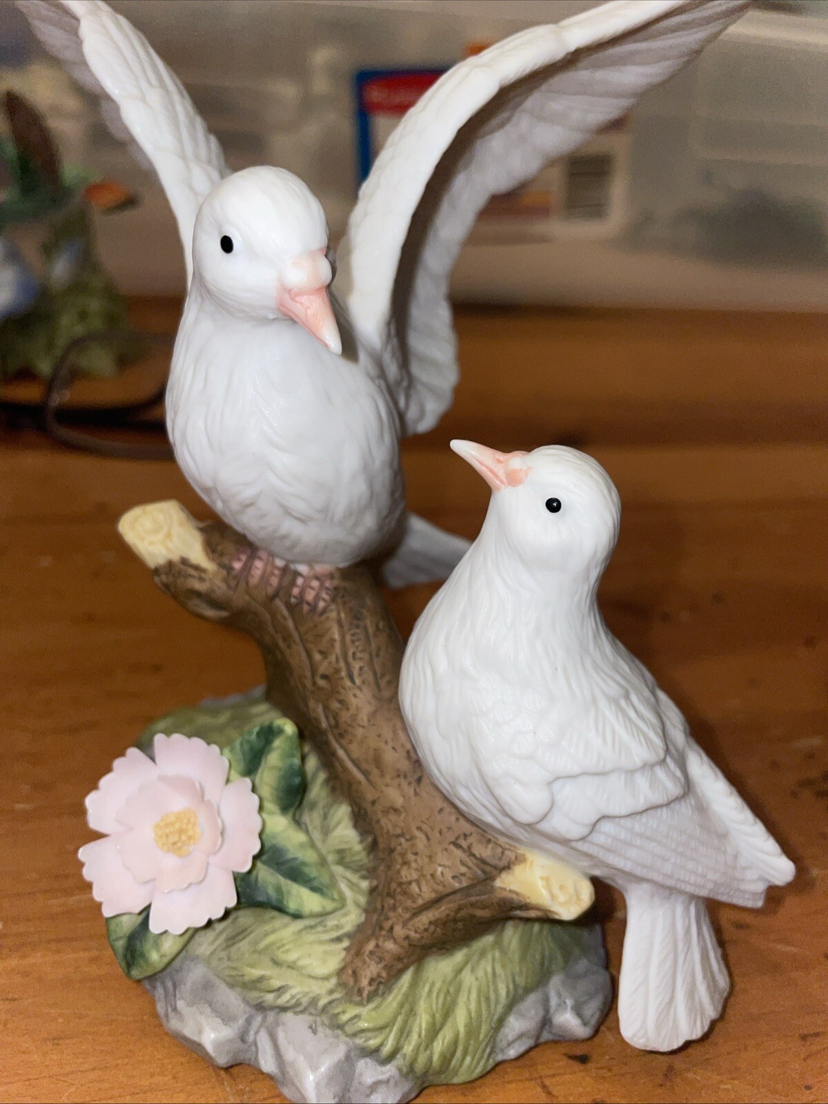 Vintage La Vie Collectibles Bisque Porcelain Doves Figurine – Hand Painted