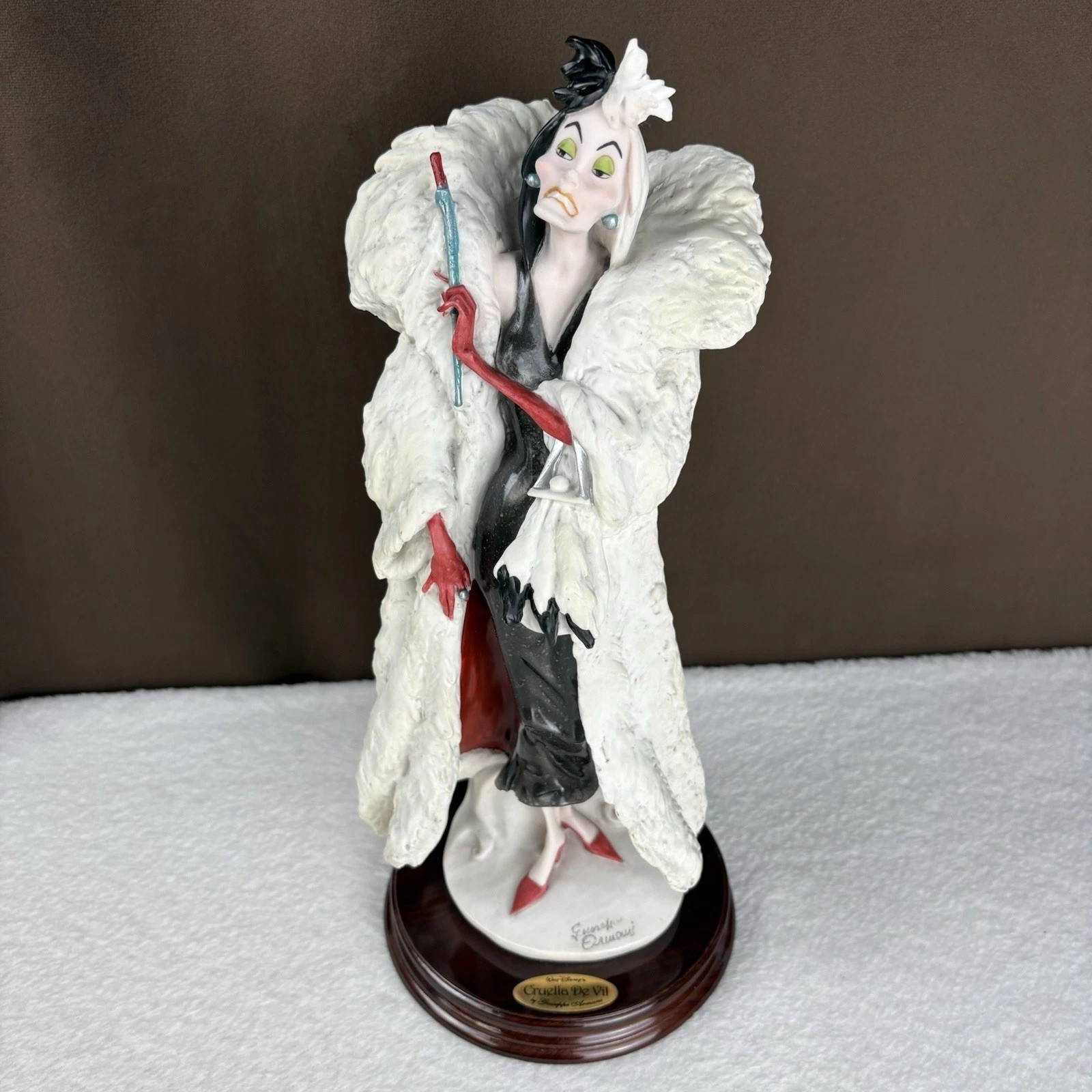 Vtg 2002 Giuseppe Armani Walt Disney 101 Dalmatians Cruella de Vil 12.5″ Statue