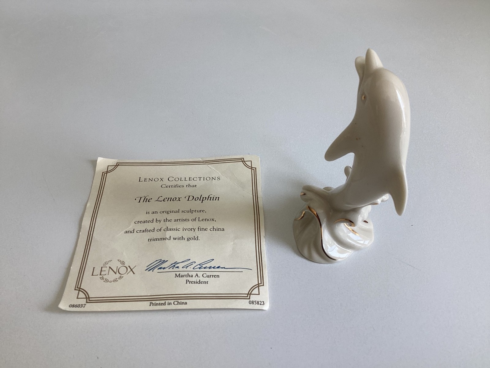 Lenox Jumping Waves Dolphin 4″ Ivory Bone China w/ 24 K Gold Trim Free Shipping