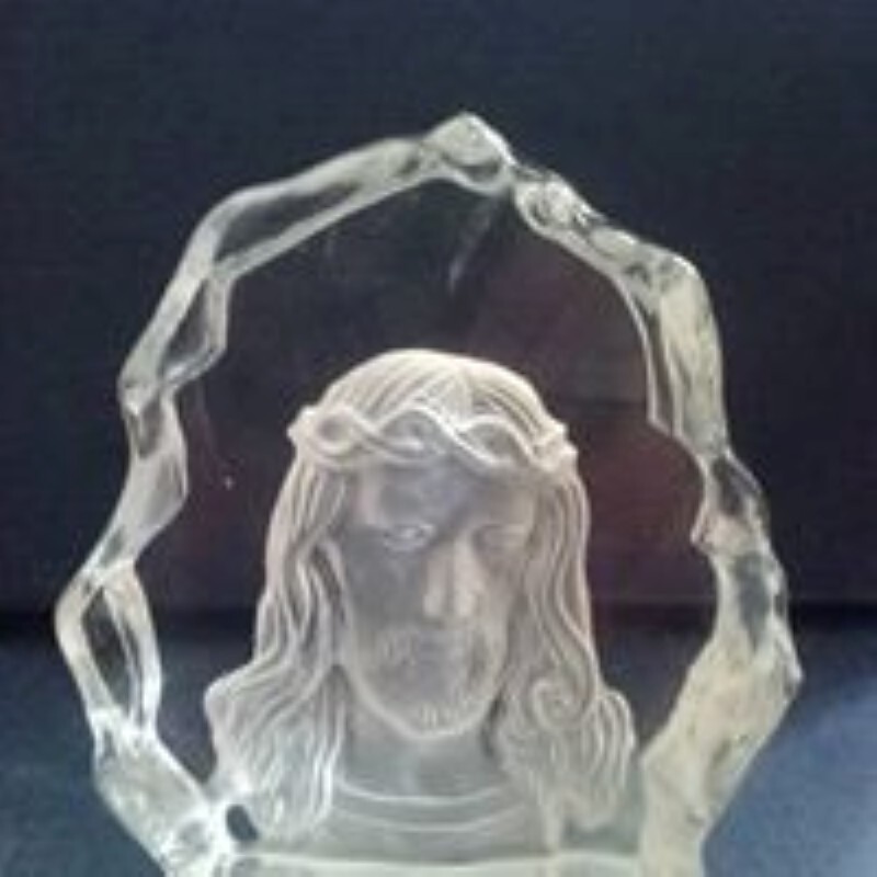 Crystal Face of Jesus 2 5/8 x 3x 3/4″ 3D engraving
