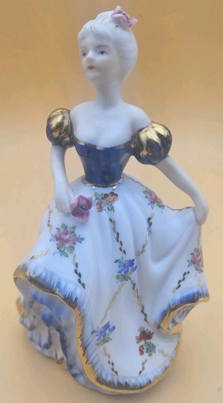 Cracker Barrel Victorian Dancing Lady Porcelain Figurine Flowers Gold Trim 7.5”