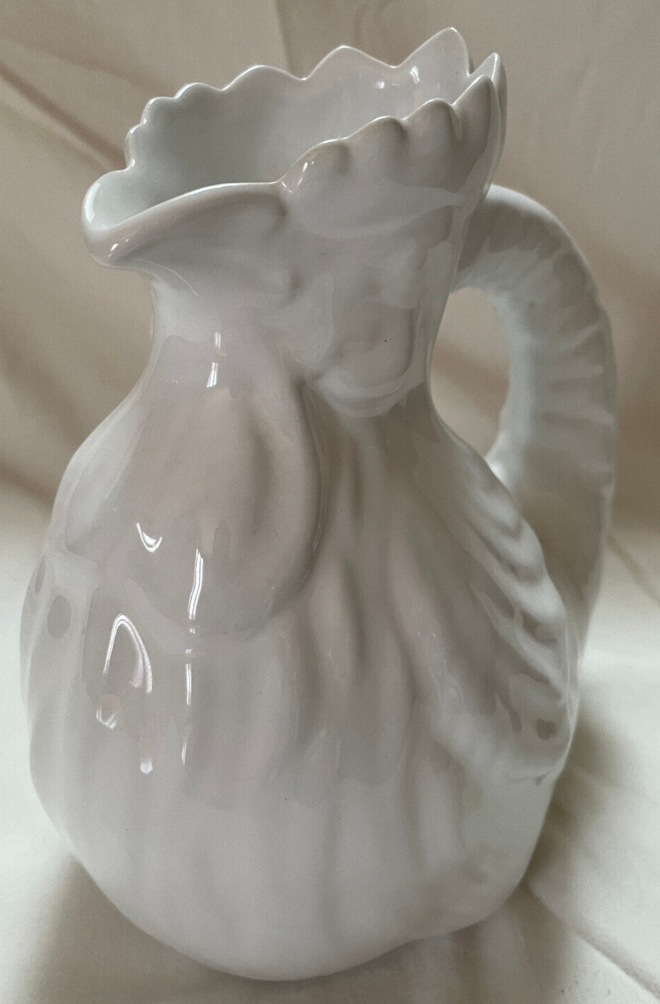 White Rooster ceramic pitcher 7.5 in.—by Jay Willfred, Andrea Sadek Portugal 🐓