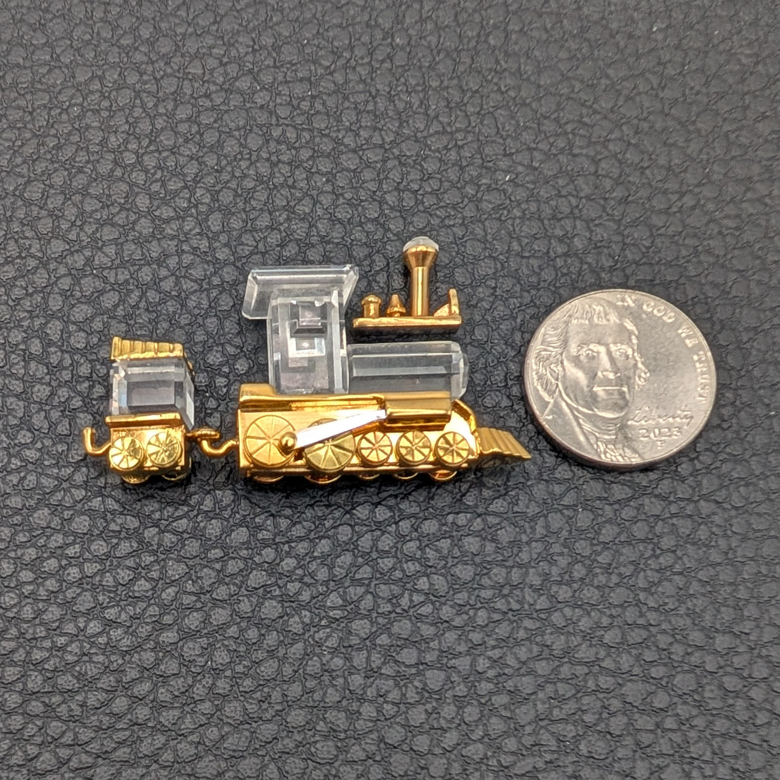 Swarovski Crystal Memories 9460 000 078 Toy Train & Tender Cart 209454 Retired