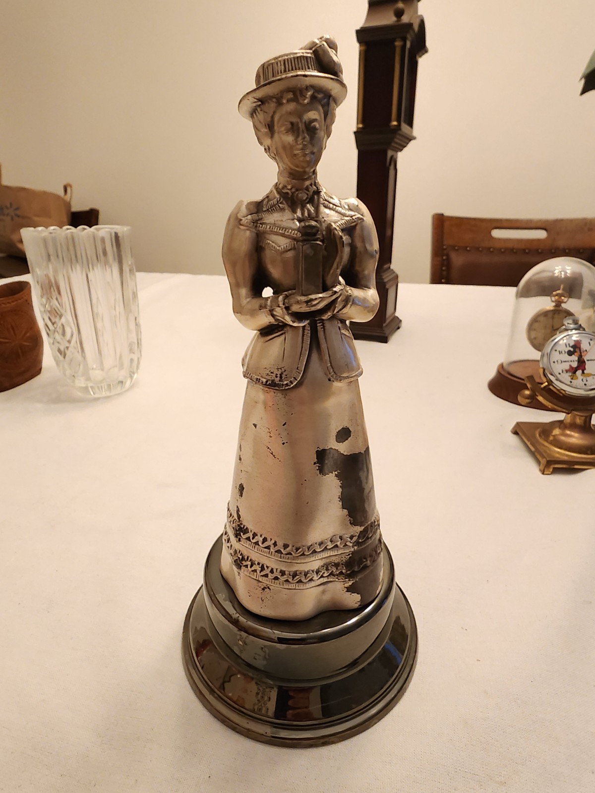 1985 Avon Pewter Figurine