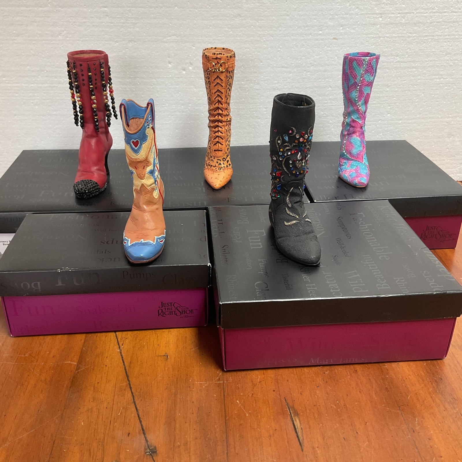 Lot of 5 Just the Right Shoe by Raine Boot Figurines 2001 Boxes & COAs