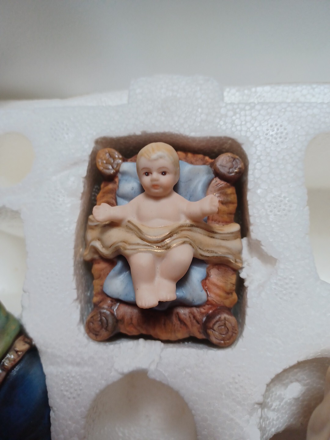 Hawthorne Village Mother Mary Father Joseph Christ Child Thomas Kinkade Nativity