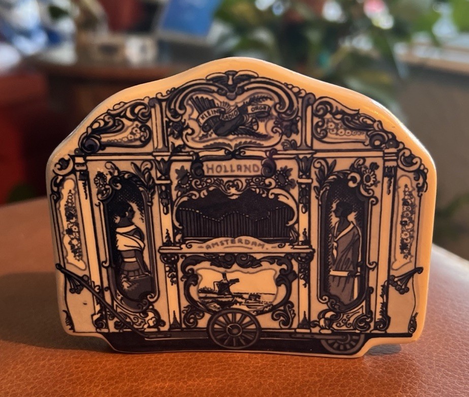 Vintage RARE VINTAGE ROYAL DELFT BLUE & WHITE “OLD DUTCH STREETORGANS”