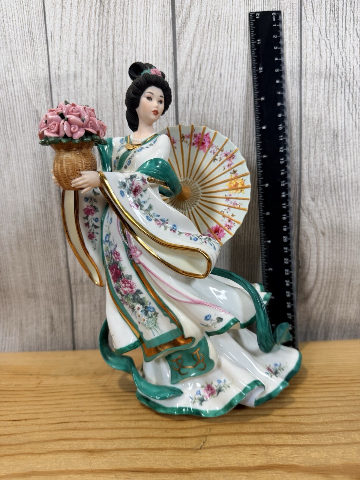 Vintage Porcelain Figurine The Rose Princess” by Lena Liu Oriental Asian