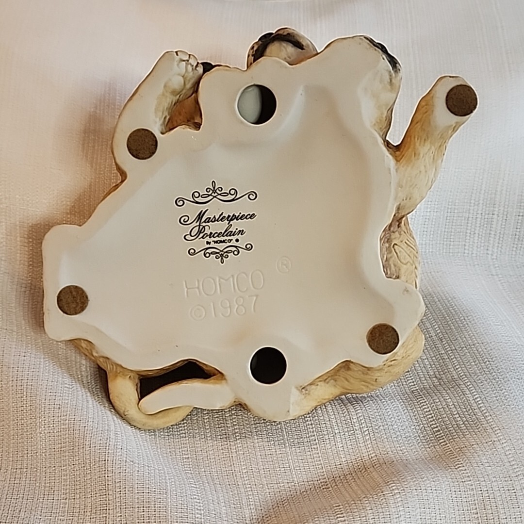 HOMCO 1987 Retriever Puppies Porcelain Figurine Puppy Dog