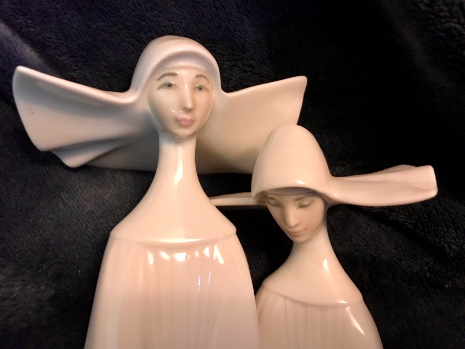 Lladro The Nuns Figurine Fulgencio Garcia 13.5” Glazed Porcelain #4611 Retired