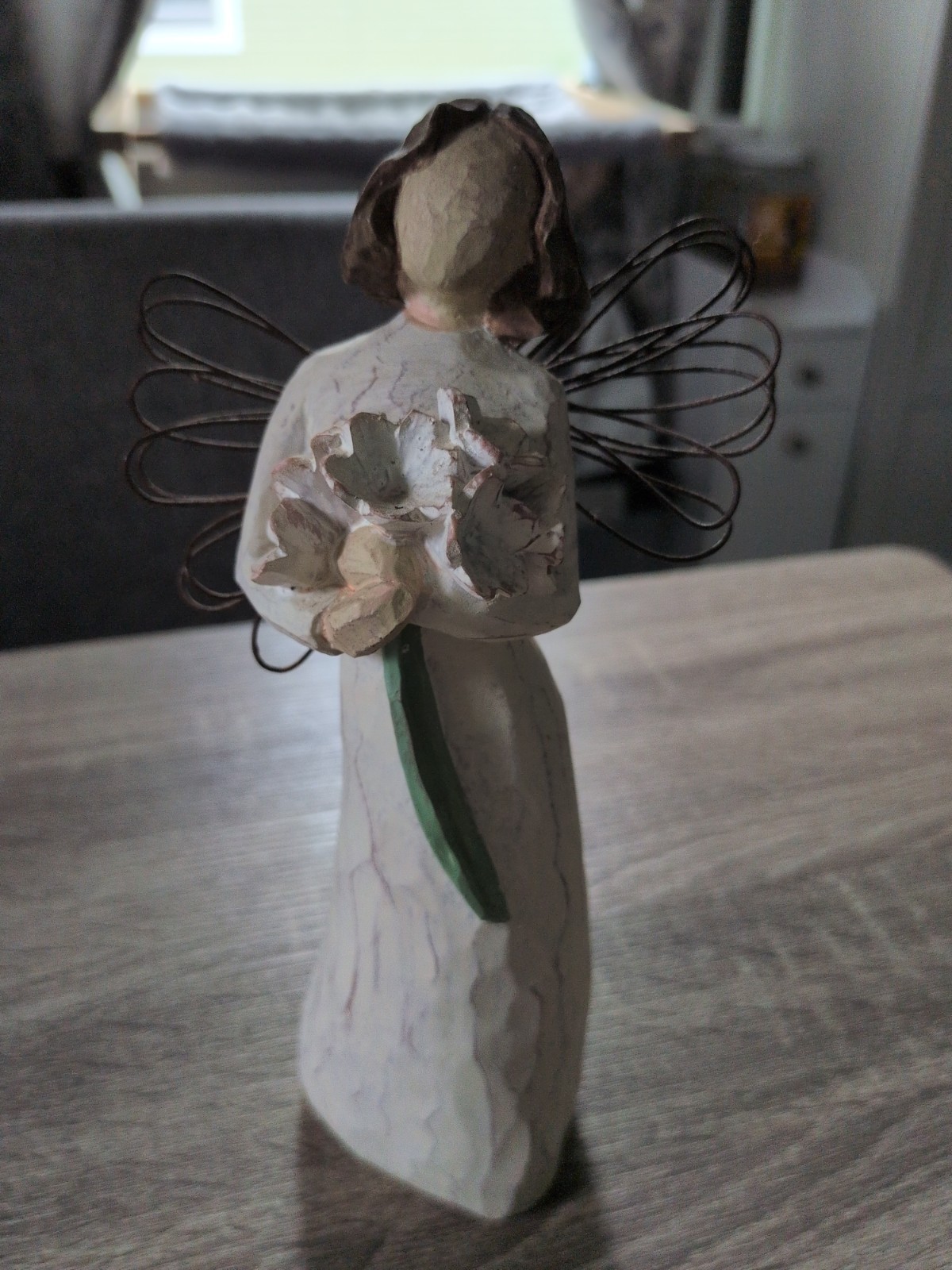 Collectible Willow Tree Angel of Love Figurine (2000)- 8 inch tall